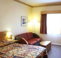 HOLIDAY INN BRENT CROSS